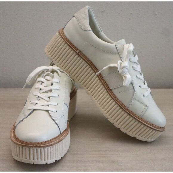 Dolce Vita Women's Sz 8M White Leather Tiger Lace-Up 2" Platform Sneakers - Picture 2 of 11